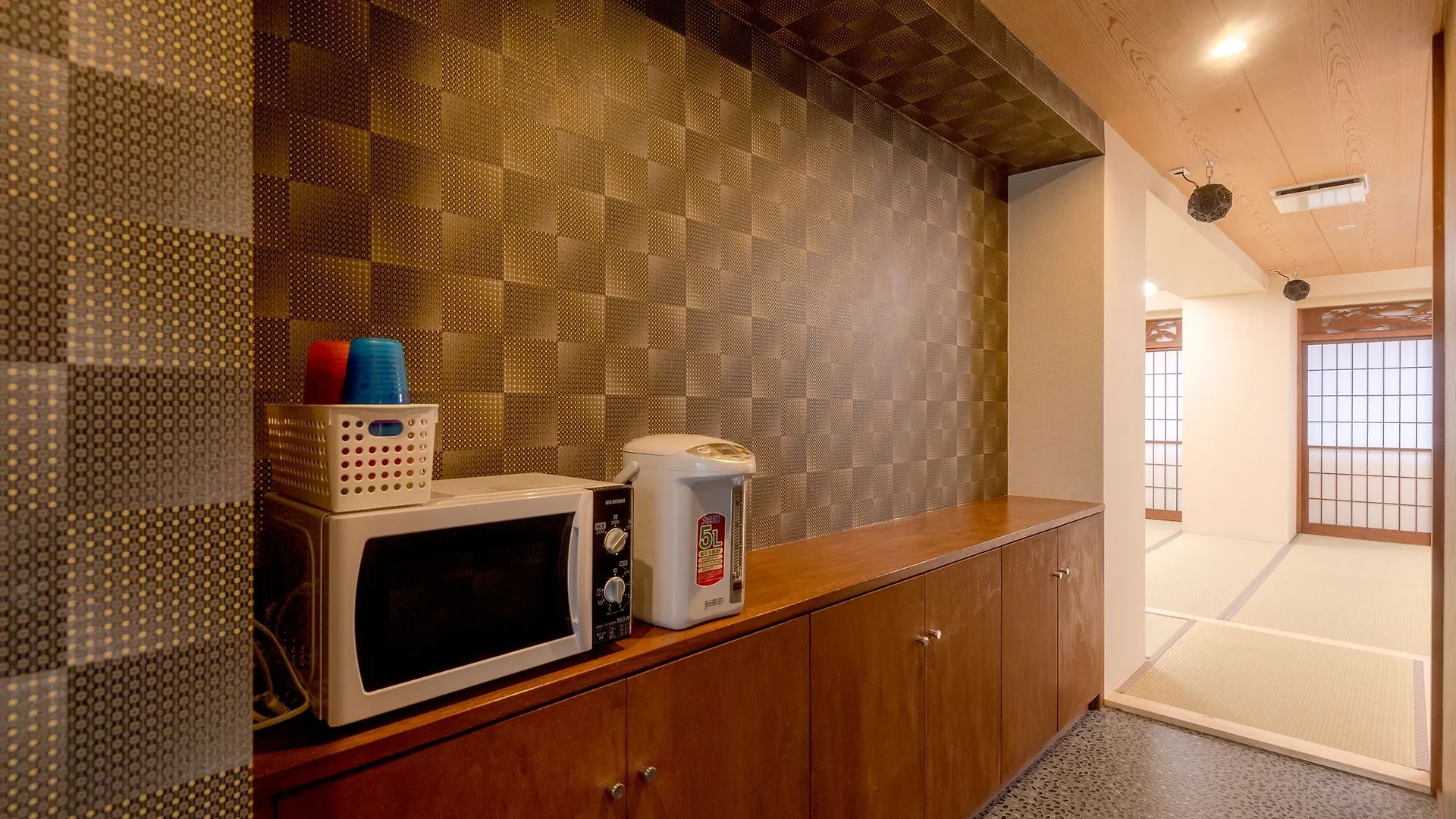 **  Guest House TRACE Tōkyō Japon